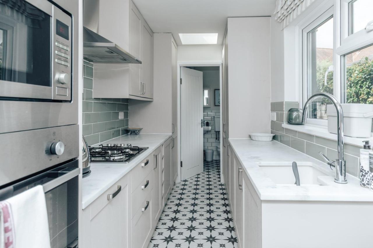 The Dragonfly - Central 2 Bedroom House Хенли-на-Темзе Экстерьер фото