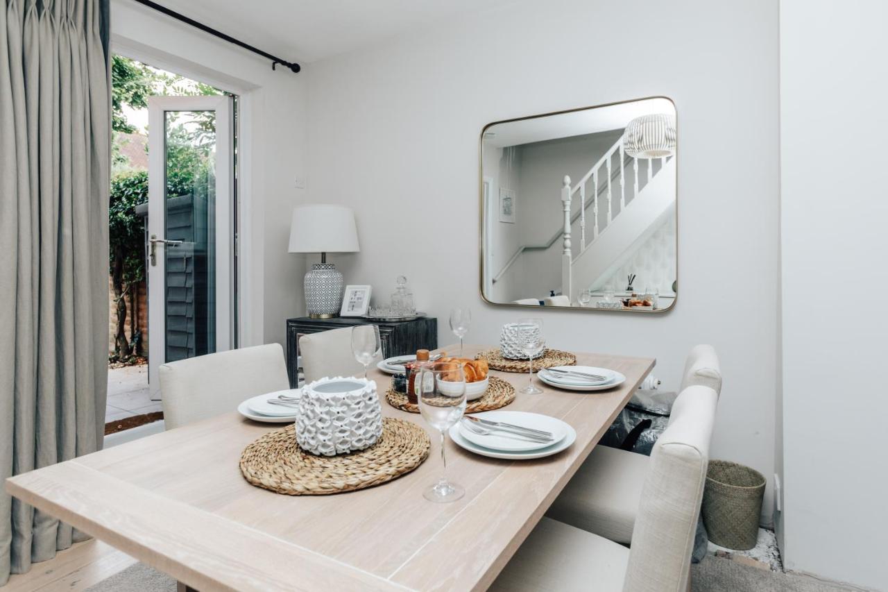 The Dragonfly - Central 2 Bedroom House Хенли-на-Темзе Экстерьер фото